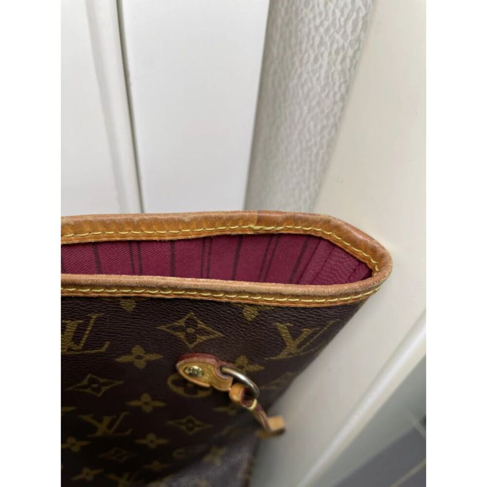 Louis Vuitton Women Pre-Loved Bag Very Good Condition - Picture 4 of 8